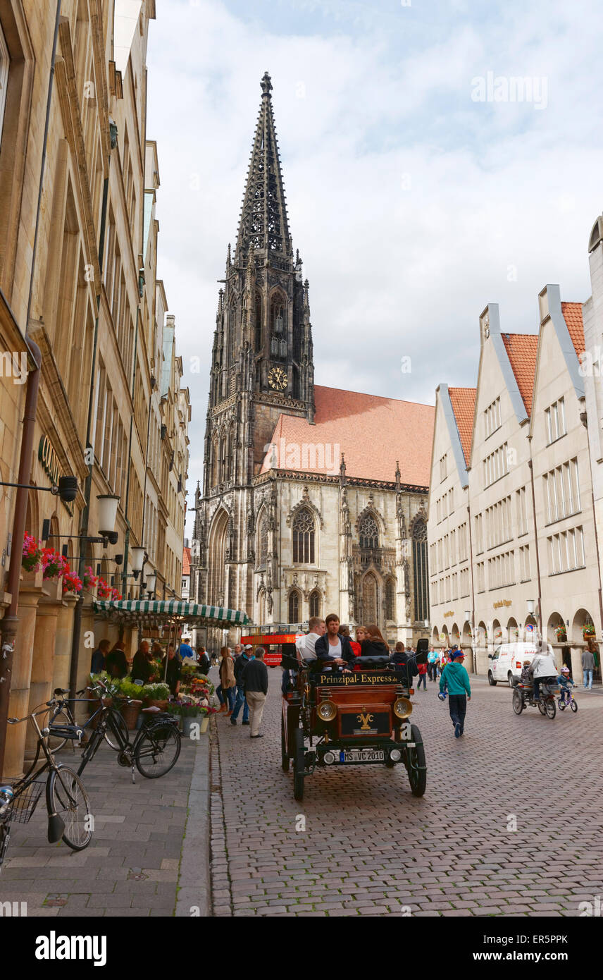 Market square with St Lambert's church, Prinzipalmarkt, Muenster, North Rhine-Westphalia, Germany Stock Photo