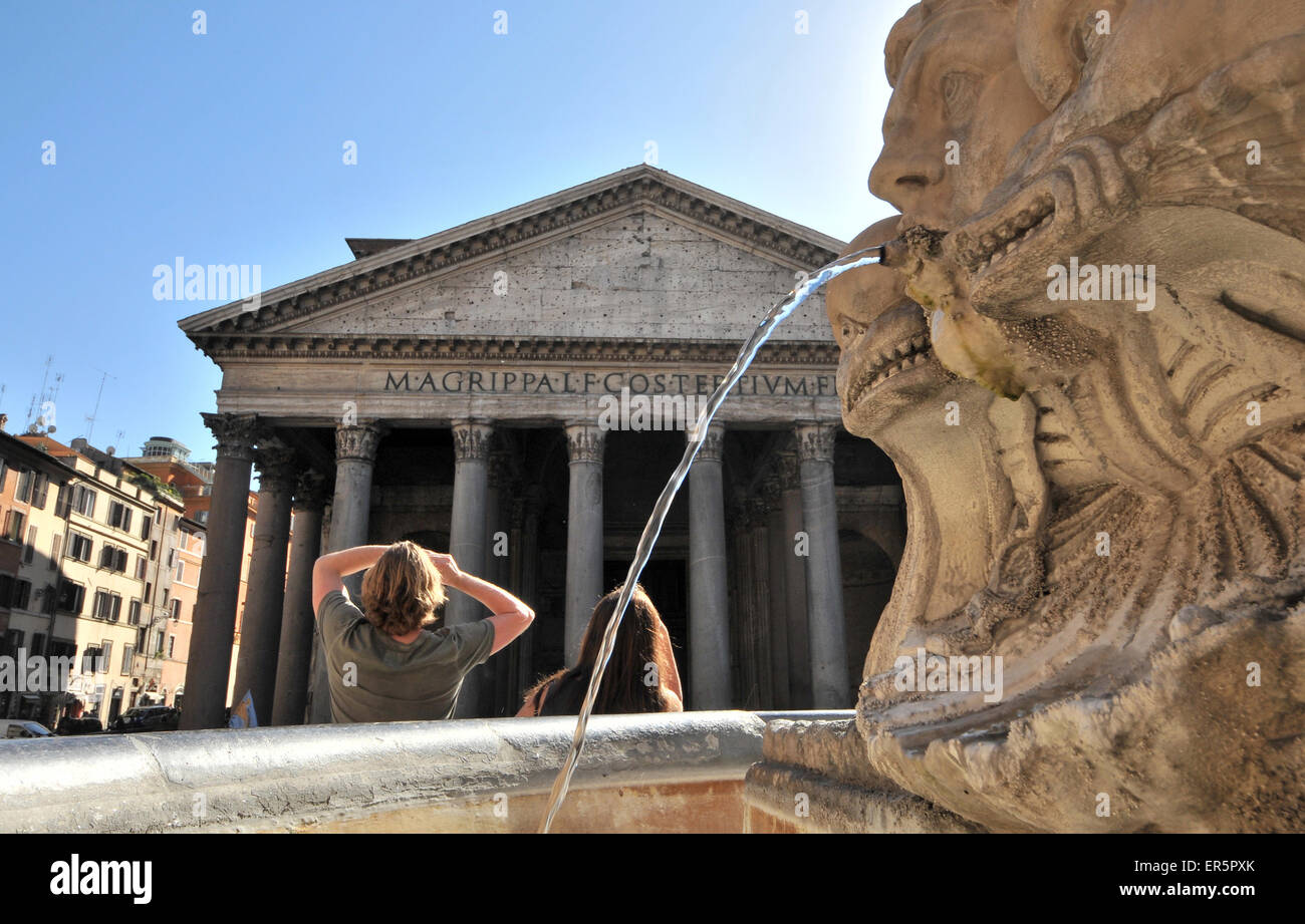 Piazza Rotonda in front of the Pantheon, Rome, Italy Stock Photo