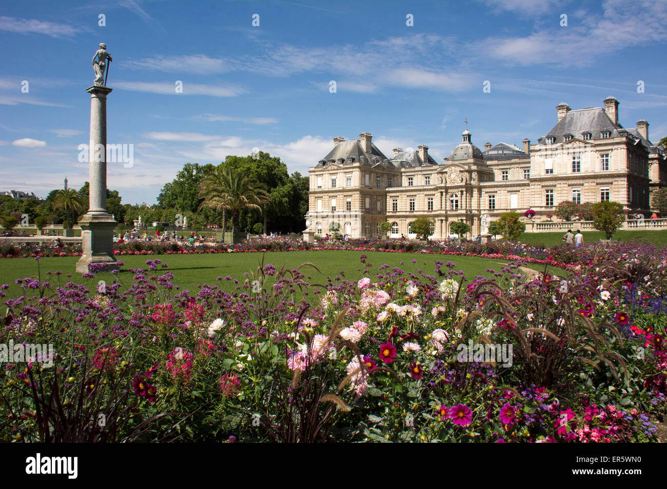 Garden, Jardin du Luxembourg with Palais du Luxembourg in the background, Paris, France, Europe Stock Photo