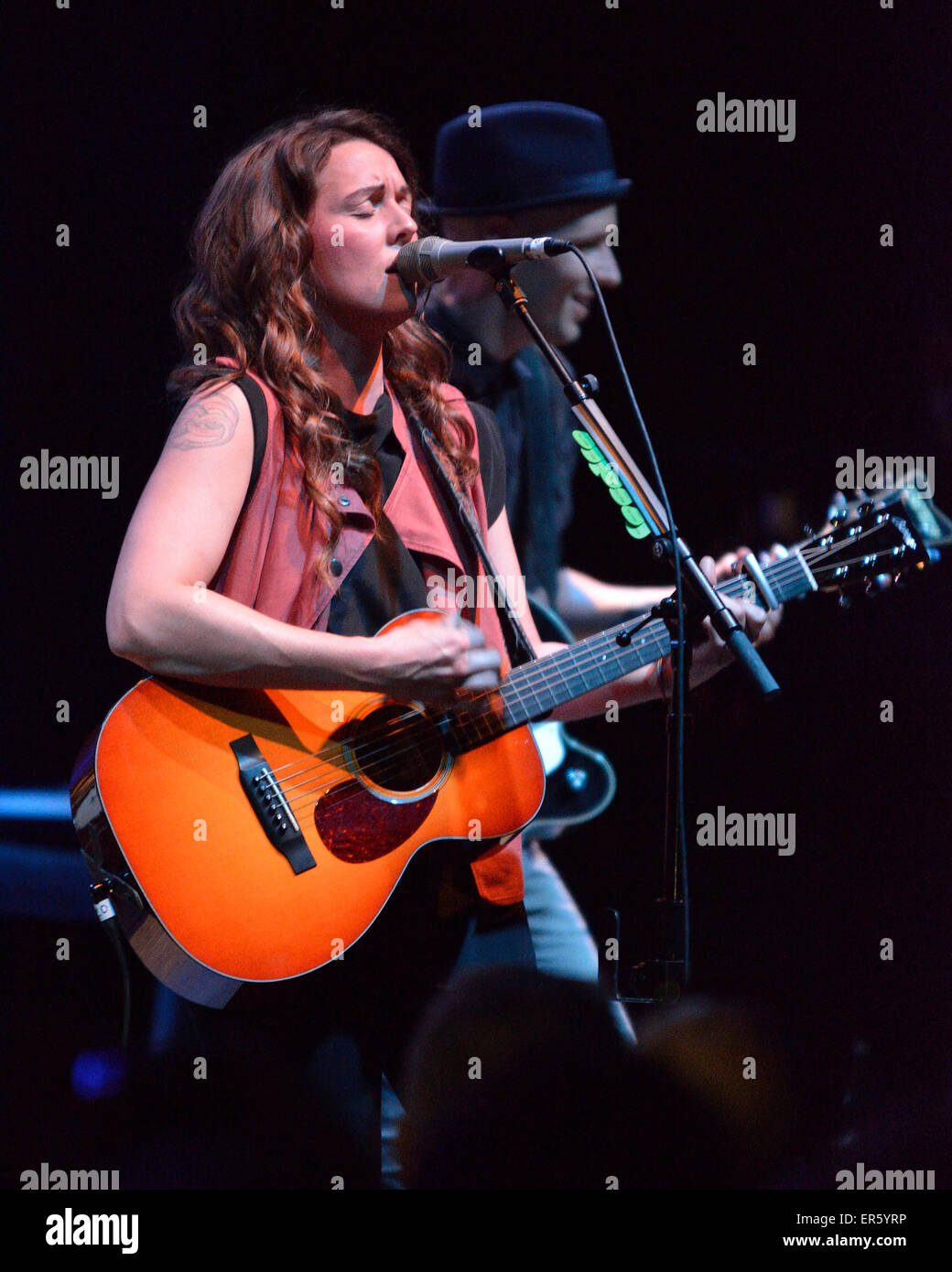 Toronto, Canada. 27th May 2015. American alternative country and folk rock singer-songwriter Brandi Carlile performs at The Danforth Music Hall. Credit:  EXImages/Alamy Live News Stock Photo