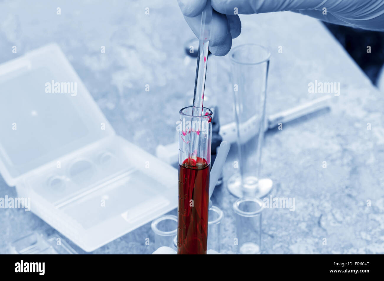 doctor does blood test Stock Photo Alamy