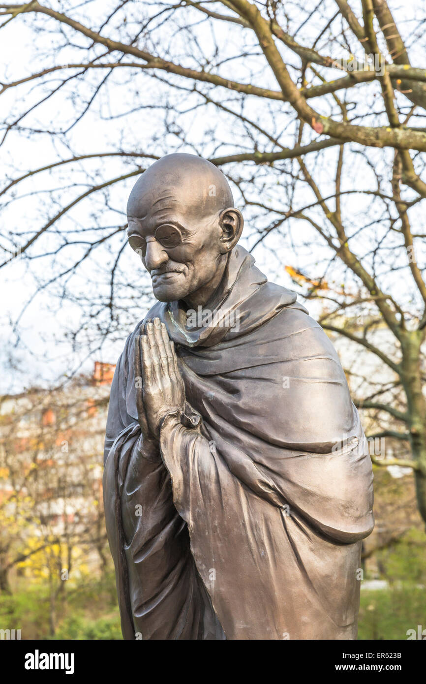 Gandhi skulptur hires stock photography and images Alamy