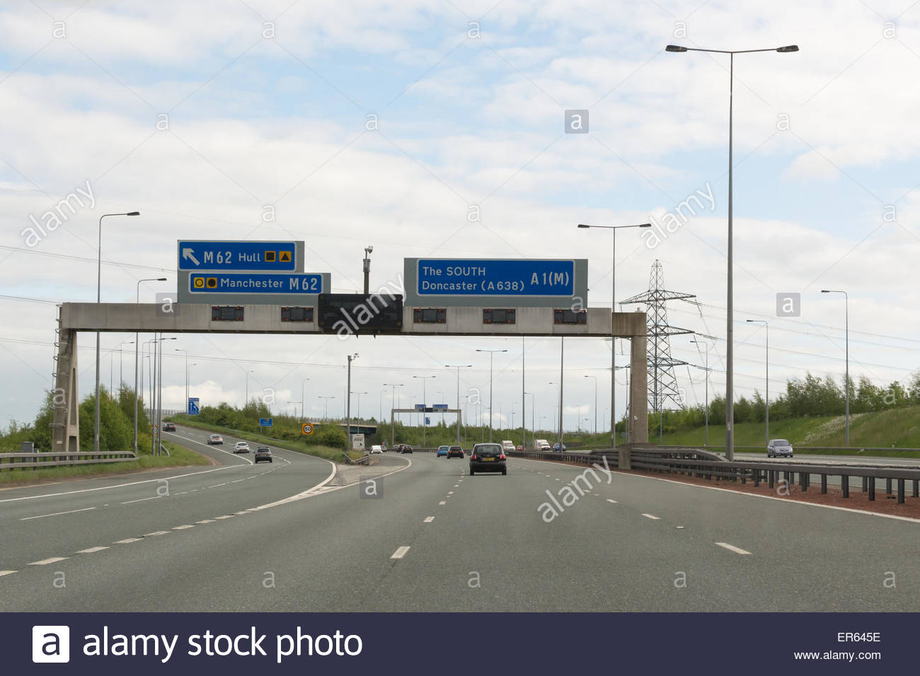 Motorway Sign Uk Stock Photos & Motorway Sign Uk Stock Images Alamy