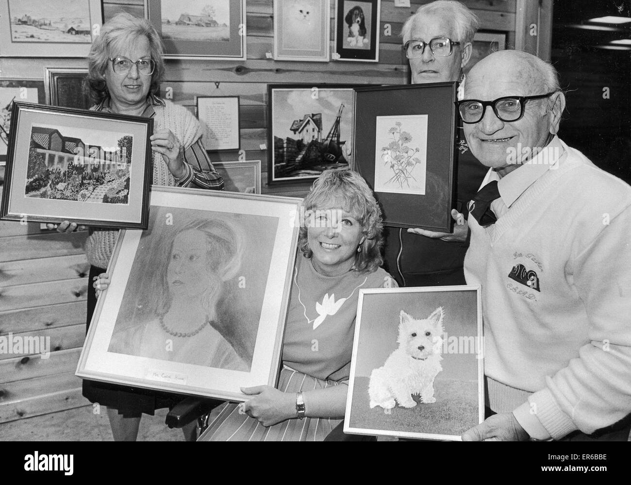 Showing their paintings are some of the contributors to an art exhibition and competition at the West Midland Sports Centre for the Disabled, Tile Hill. Left to Right Hilda Bull, Carol Horne, Ted Bull and Len Tasker. 30th October 1986 Stock Photo