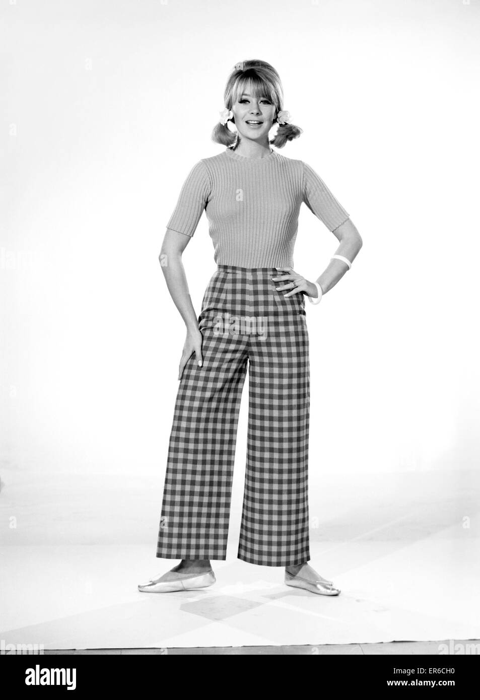Clothing: Fashion: Trousers: Marlene 