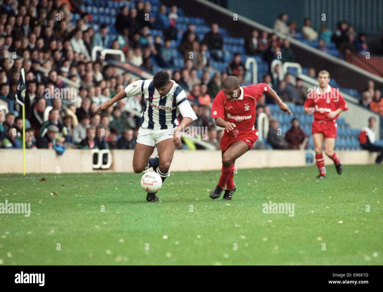 Don Goodman of West Bromwich Albion in action against Bury. 2nd November 1991. Stock Photo