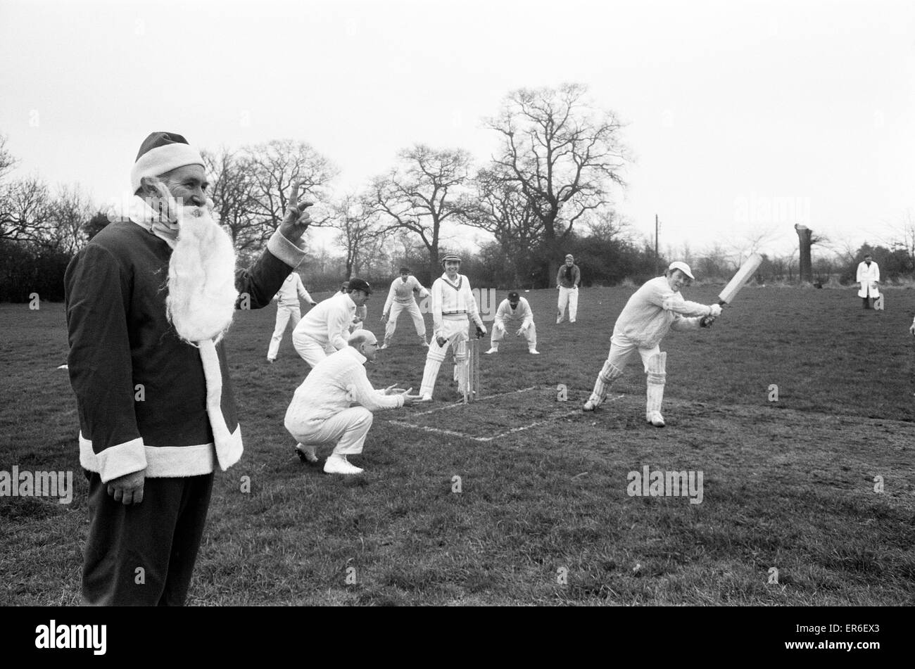 Sport cricket 1970s hires stock photography and images Alamy