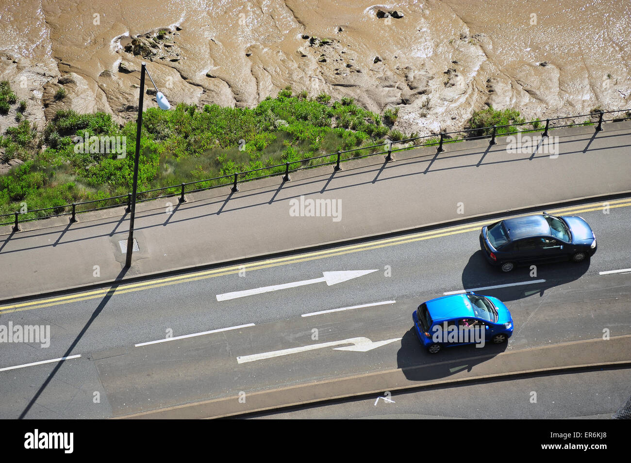 Aerial view of cars hires stock photography and images Alamy