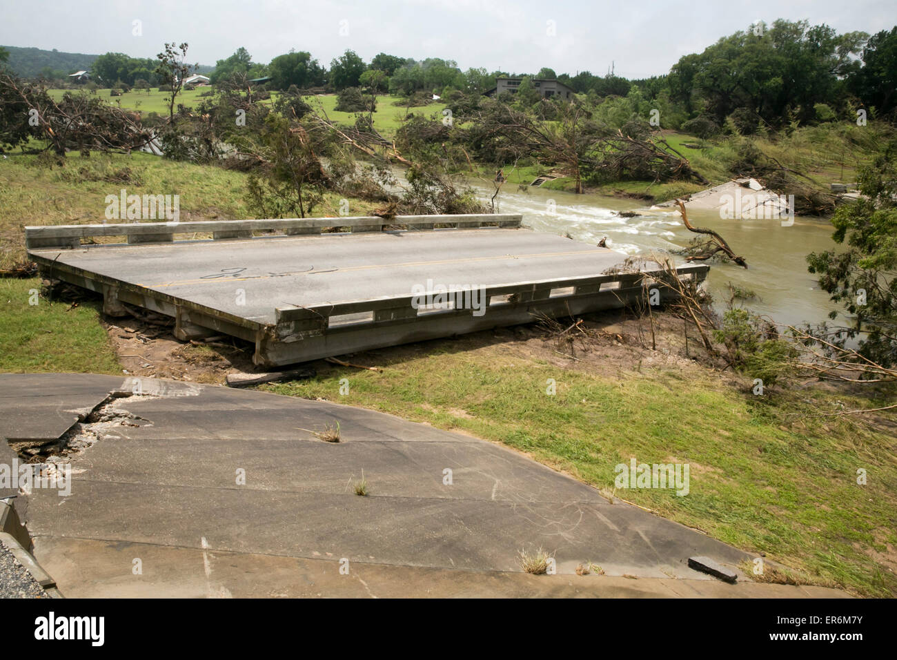 Wimberley, Texas, USA. 27th May, 2015. The Fischer Store Road bridge in Wimberley, Texas destroyed by floodwaters from the Blanc Stock Photo
