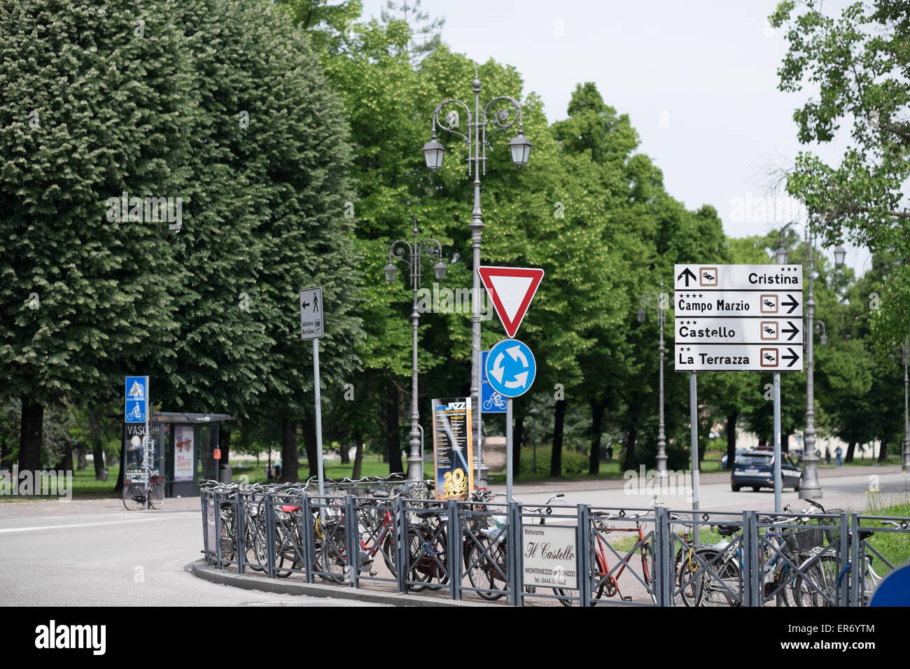 Train station in Vicenza Italy. Stazione Ferroviaria di Vicenza Stock Photo Alamy Train station in Vicenza Italy. Stazione Ferroviaria di Vicenza Stock Photo Alamy