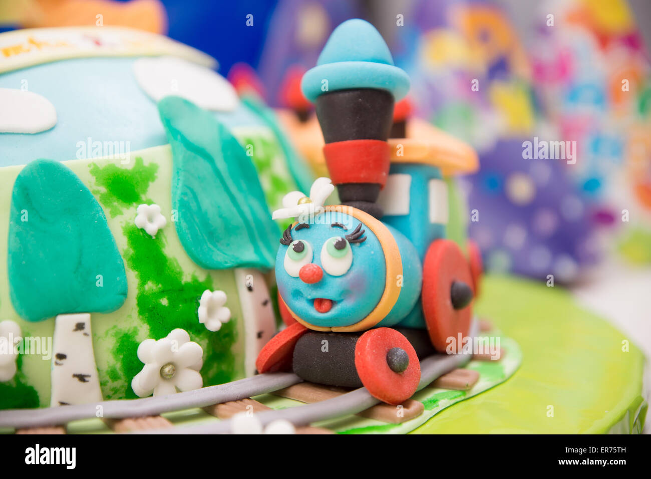 Train cake hi-res stock photography and images - Alamy