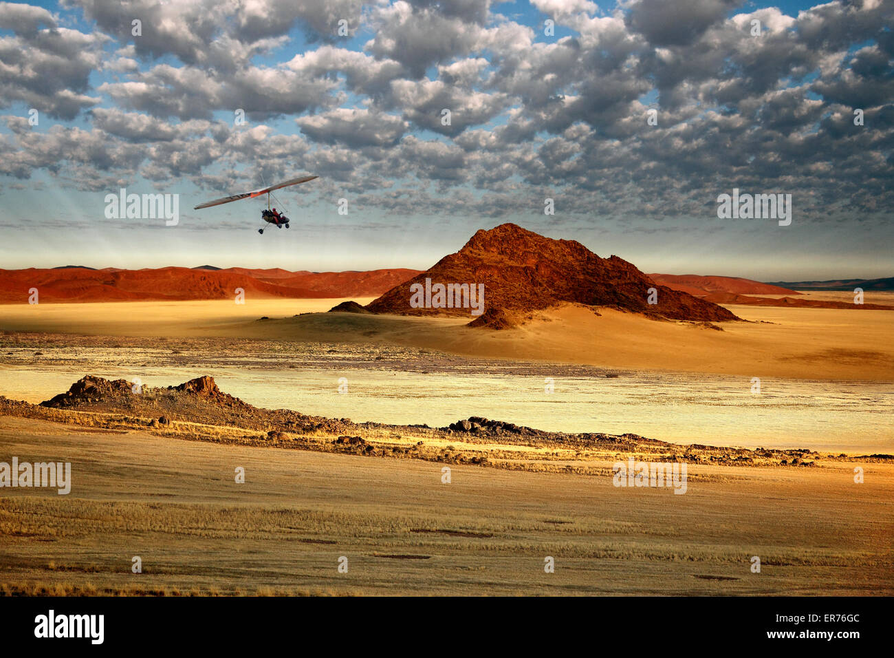 Microlight aircraft hi-res stock photography and images - Alamy