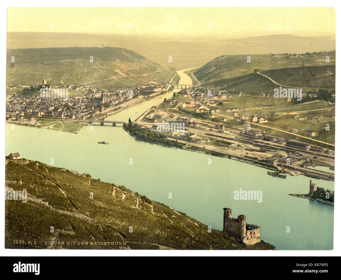 Bishop of bingen in his mouse tower on the rhine Mouse Tower And Rossel Bingen The Rhine Germany Date Between Ca Stock Photo Alamy