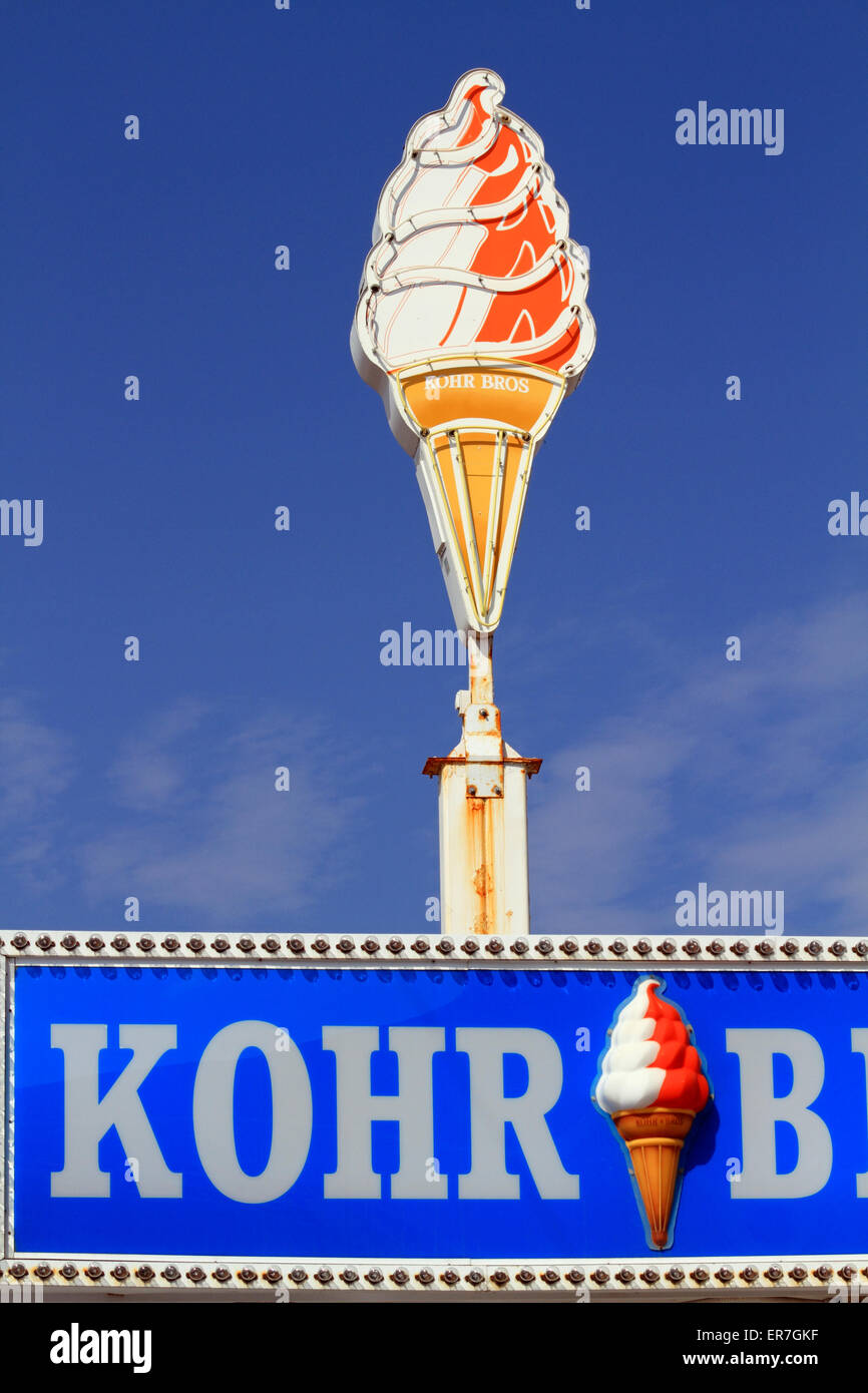 Wildwood boardwalk sign hires stock photography and images Alamy