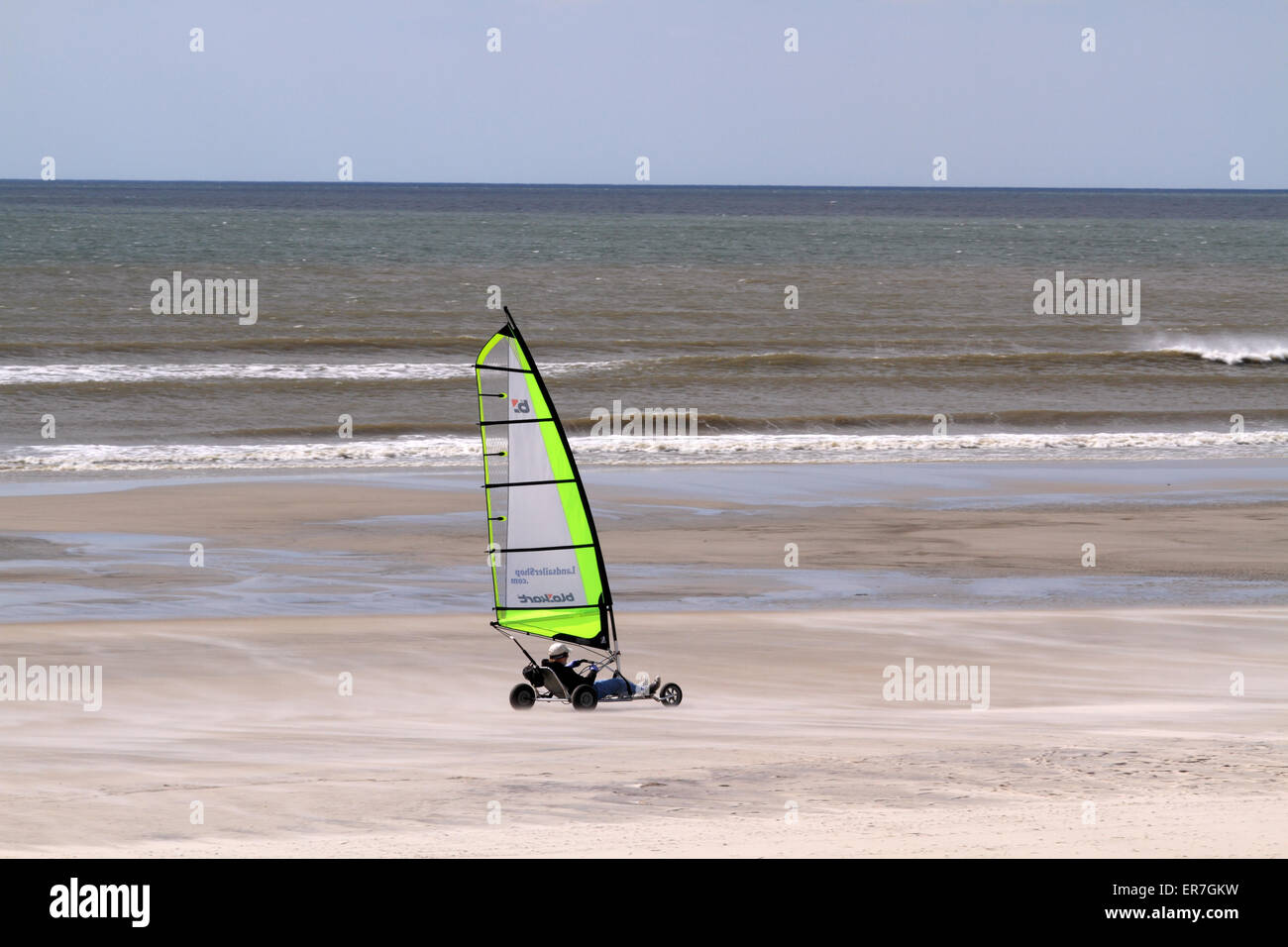 Sand yachting hi-res stock photography and images - Alamy