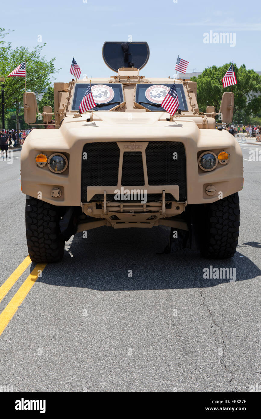 Carters and oshkosh hi-res stock photography and images - Alamy