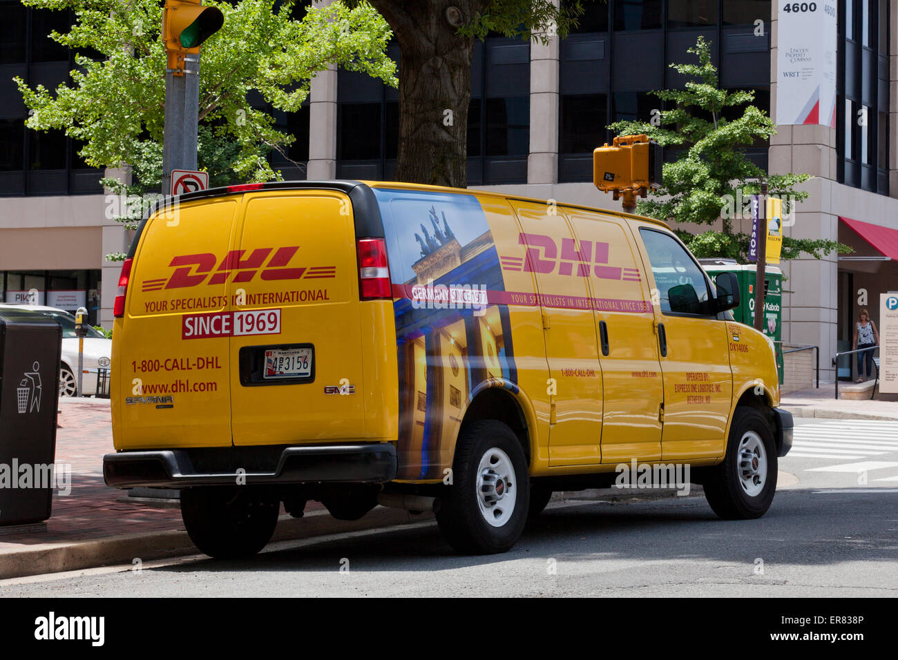 DHL delivery truck - USA Stock Photo - Alamy