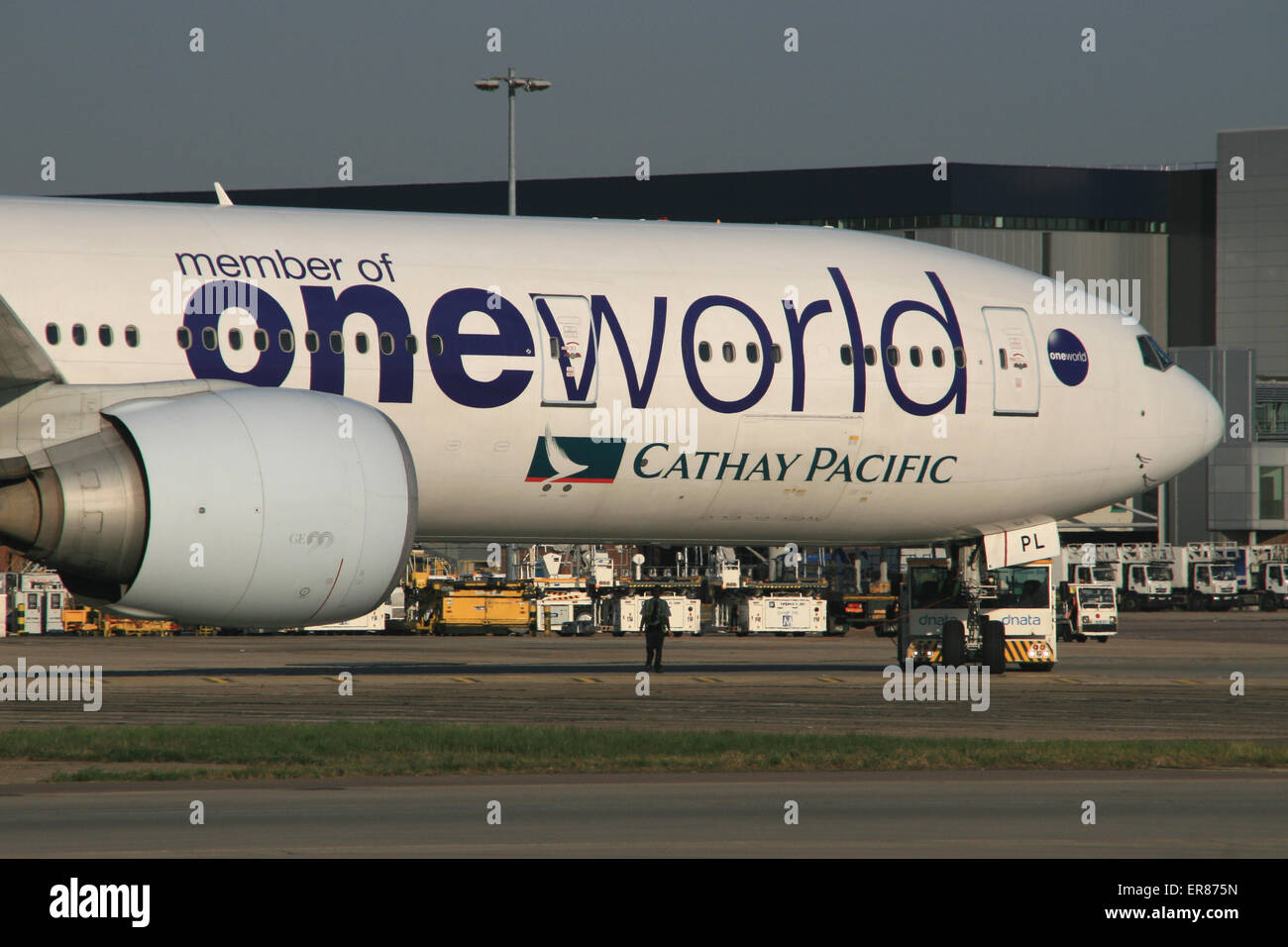 cathay pacific one world airlines