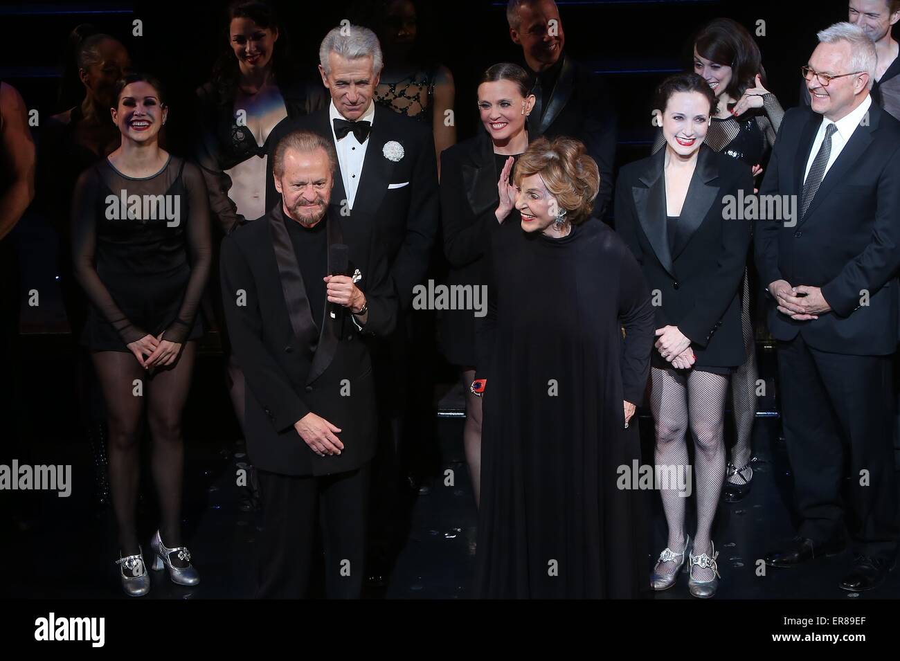 Chicago Becomes The Second Longest Broadway Show In History At The Ambassador Theatre 