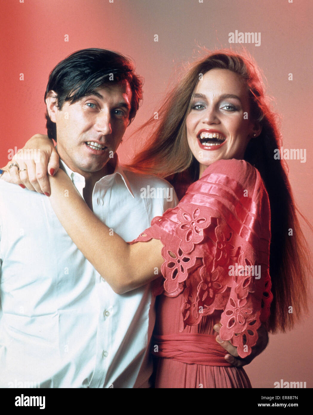 BRYAN FERRY UK musician with Jerry Hall about 1976. Photo van Houten