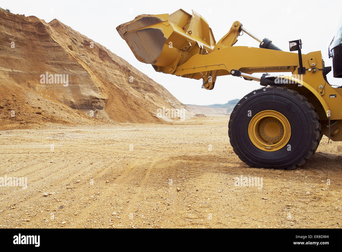 Earth moving truck wheels hi-res stock photography and images - Alamy