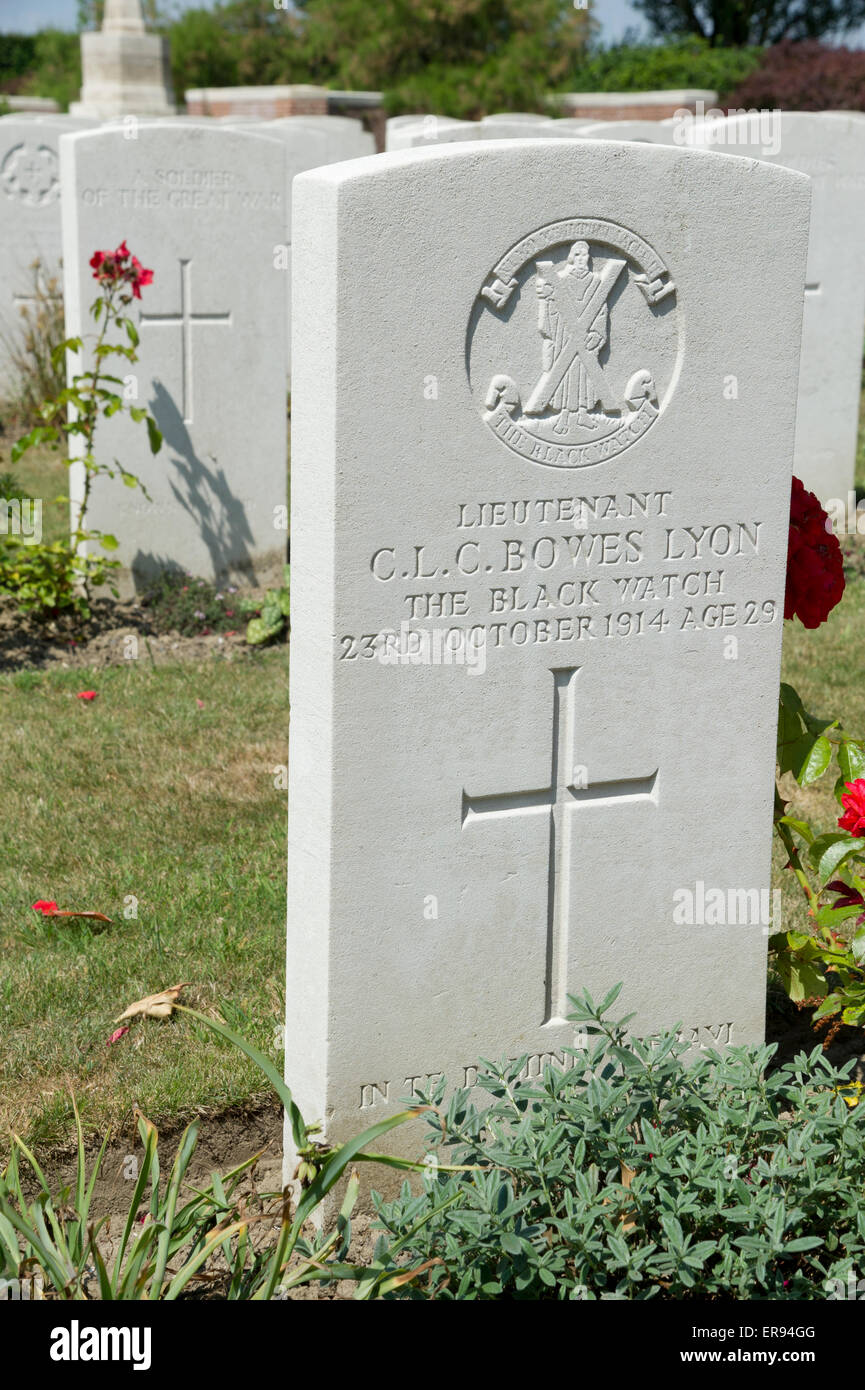 New Irish Farm Military Cemetery, The grave of Lieu Bowes Lyon, cousin to Queen Elizabeth the Queen Mother Stock Photo