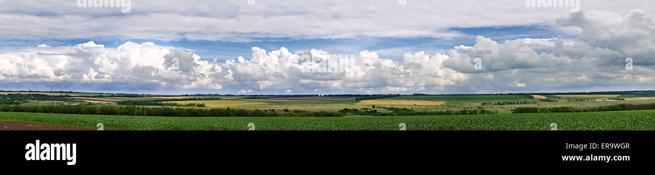 Curly clouds hi-res stock photography and images - Alamy