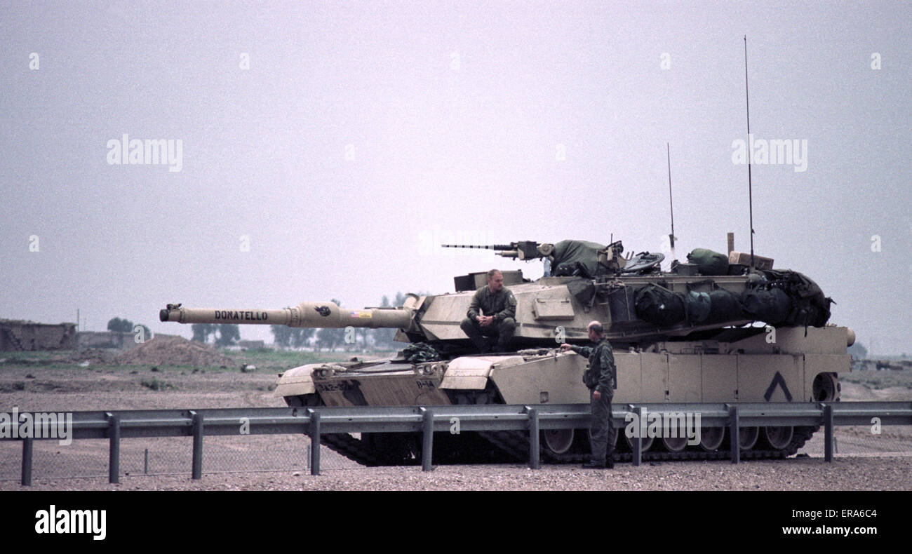 23rd March 1991 A U.S. Army M1A1 Abrams tank stands guard close to the ceasefire tent on the Basra Road, near Safwan in southern Iraq. Stock Photo