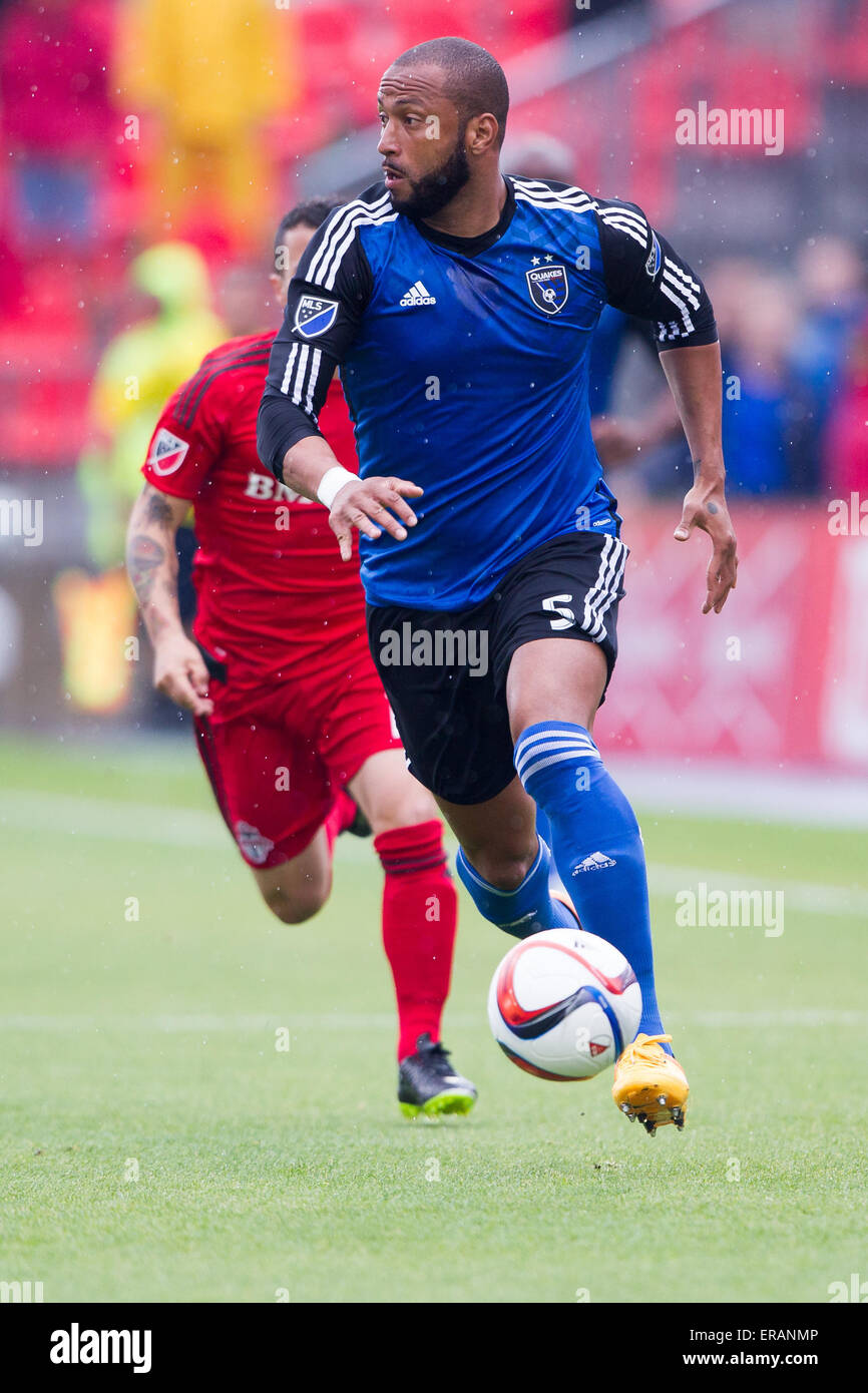 Toronto, Ontario, Canada. 30th May, 2015. Victor Bernardez (5) of the Earthquakes during a MLS game between the Toronto FC and San Jose Earthquakes at BMO field in Toronto, ON. Credit:  csm/Alamy Live News Stock Photo