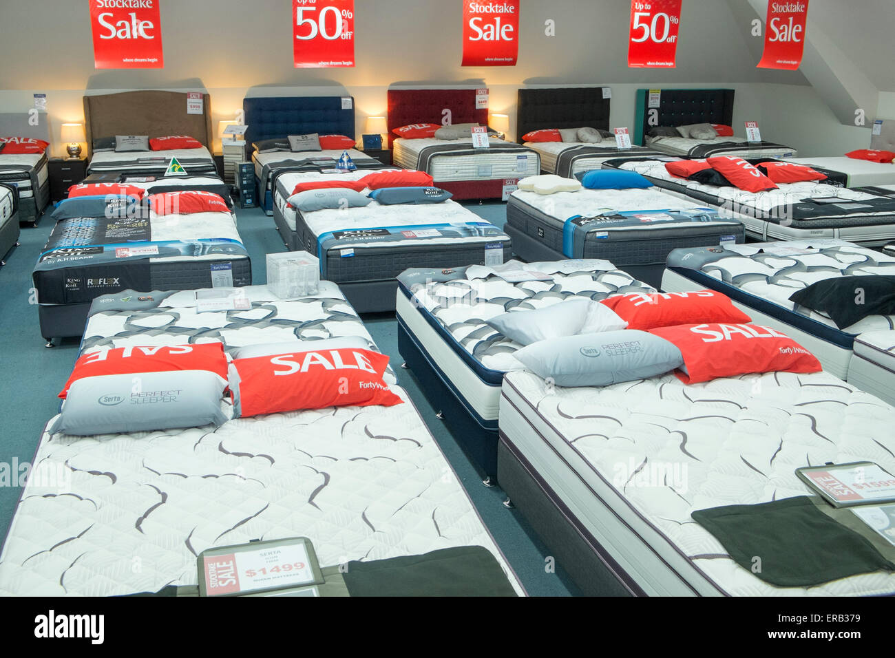 Bedding Store High Resolution Stock Photography and Images Alamy