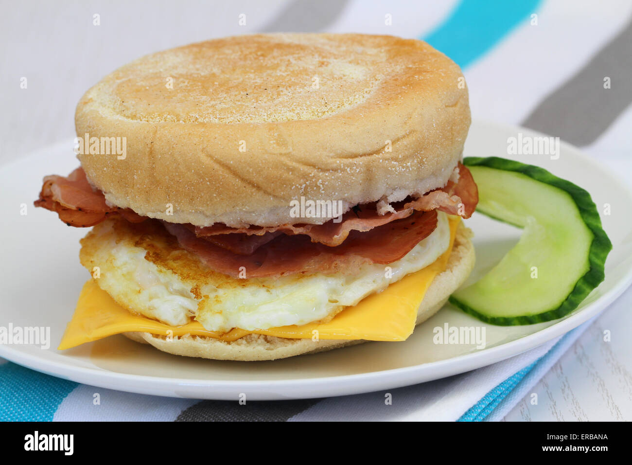 Egg and bacon muffin, closeup Stock Photo - Alamy