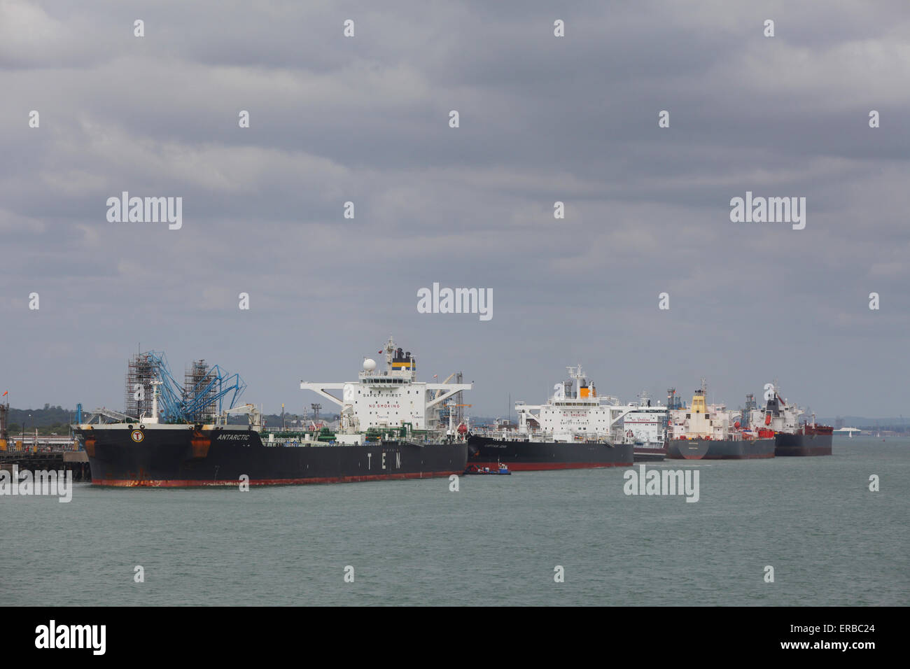 Oil Tankers lined up at Fawley Refinery (l-r) Antarctic, Captain John, Northern Ocean, Sextans and Nordic Amy Stock Photo