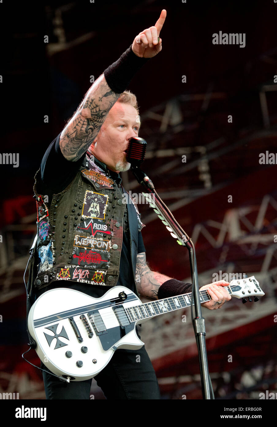 Singer and guitarist James Hetfield of the US rock band Metallica  performs on stage during the  Rockavaria Music Festival in Munich, Germany, 31 May 2015. Photo: Sven Hoppe/dpa Stock Photo