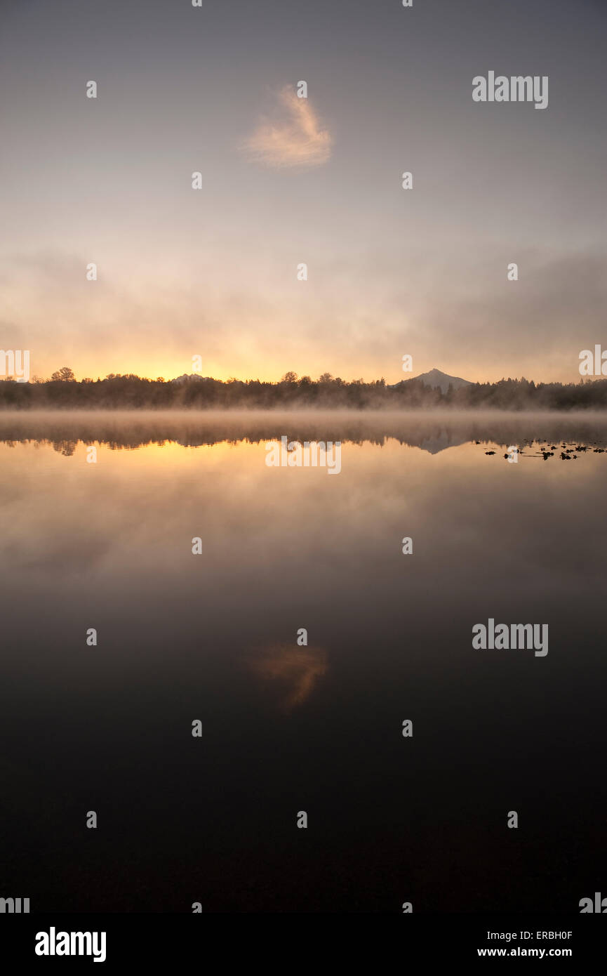 Lake cassidy mount pilchuck reflections hires stock photography and
