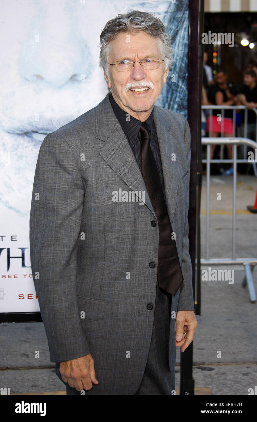 Tom Skerritt at the Los Angeles premiere of &lsquo;Whiteout" held at the Mann