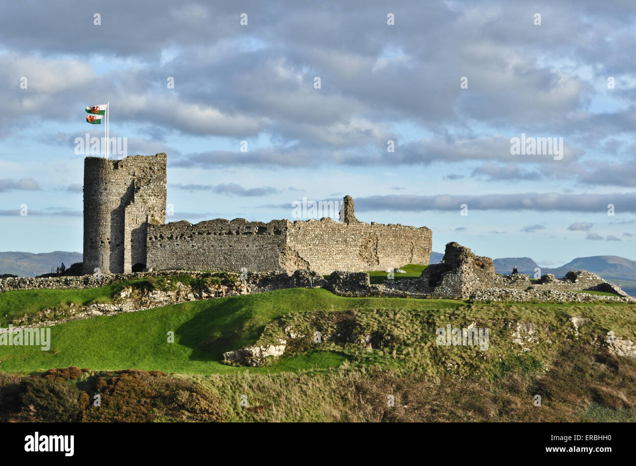 Criccieth Castle flies Welsh flag Stock Photo