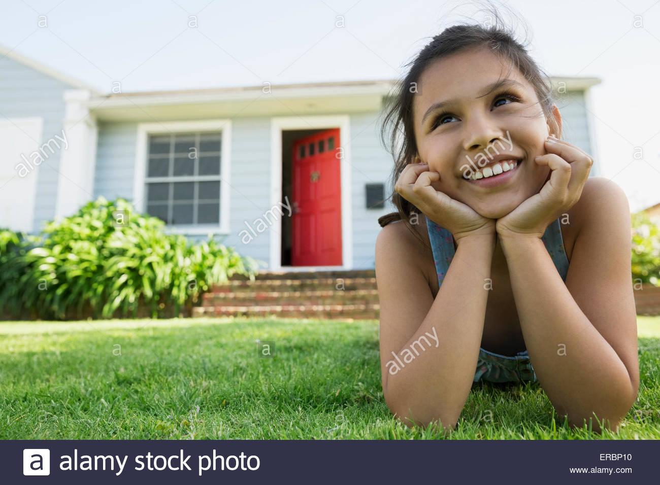 Yard house american grass hires stock photography and images Alamy