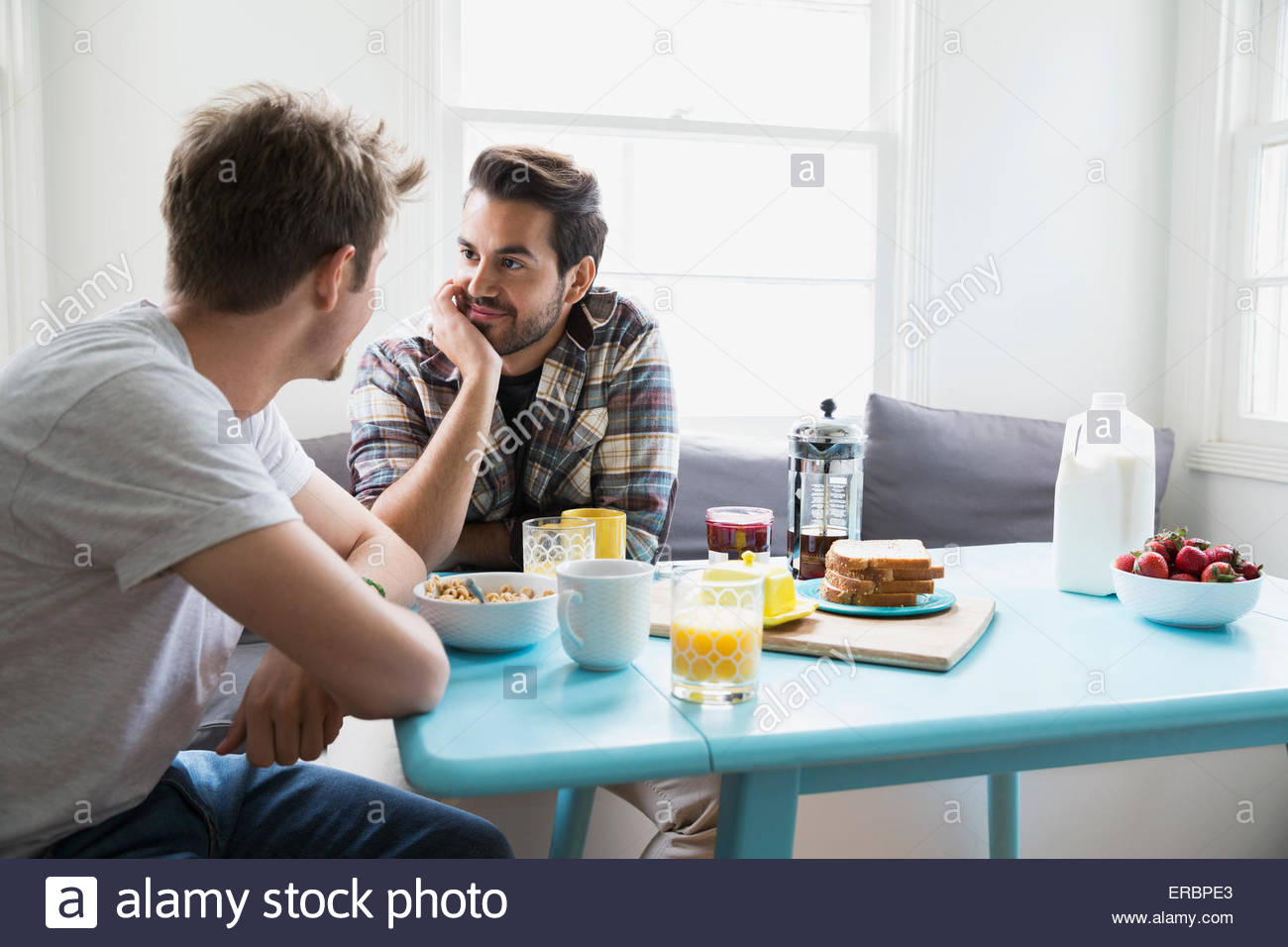 Two gay men face face hi-res stock photography and images - Alamy