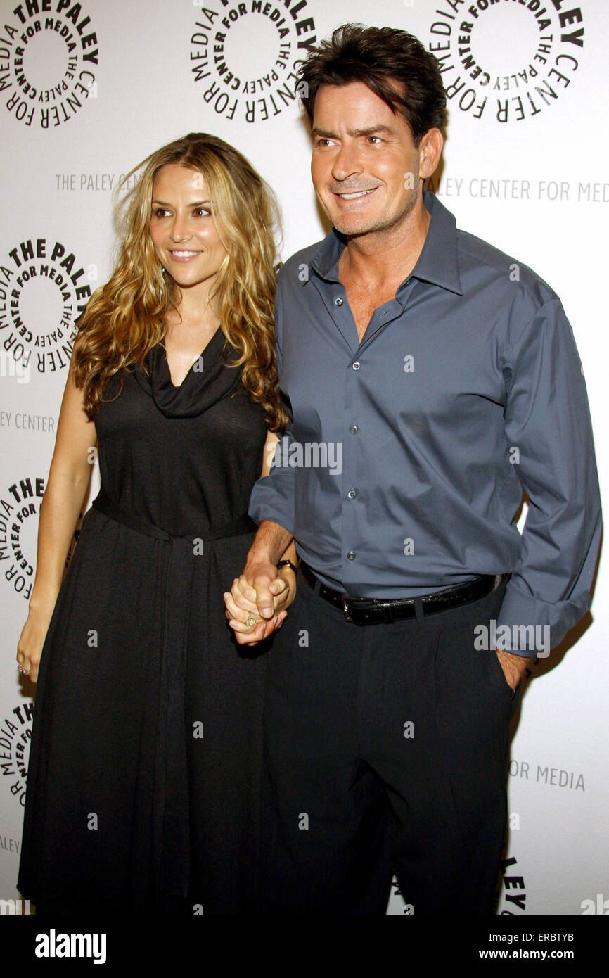 Brooke Mueller Flaunts Her Stuff