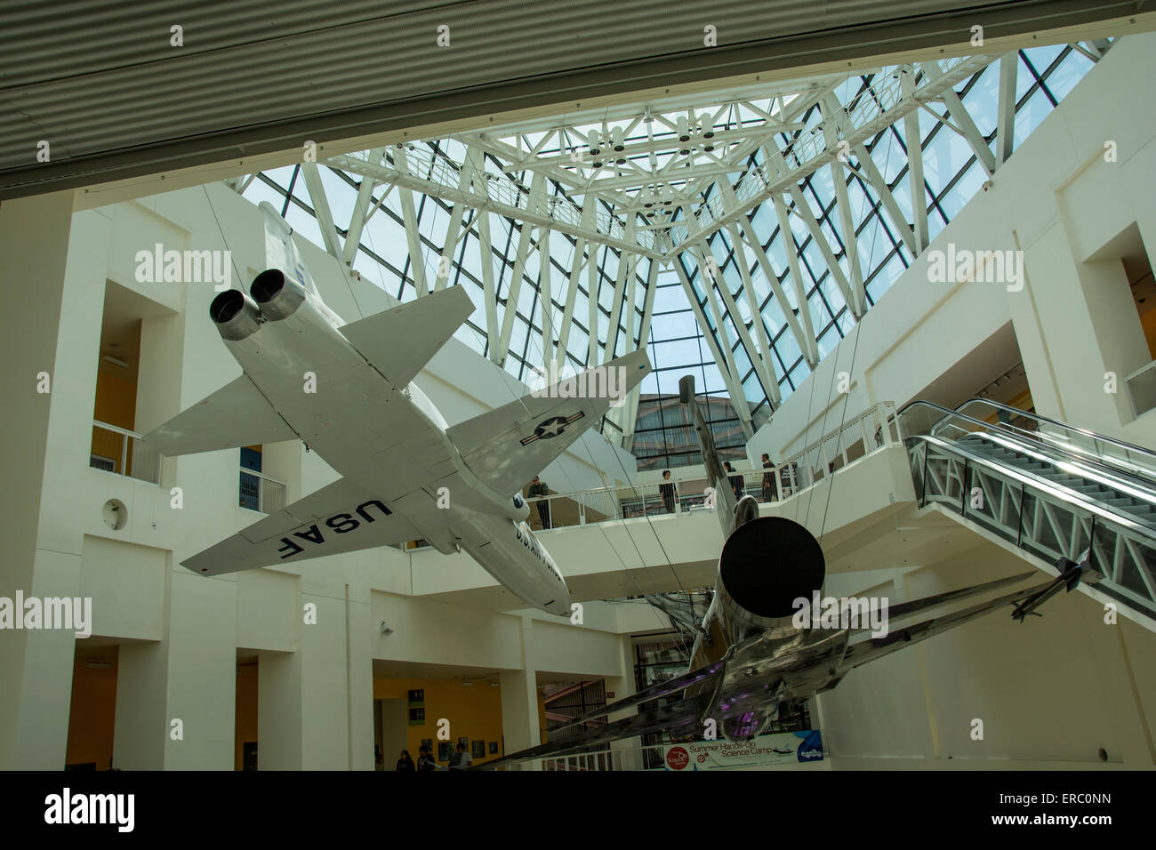 Science Center Jet Pair of jets hi-res stock photography and images - Alamy