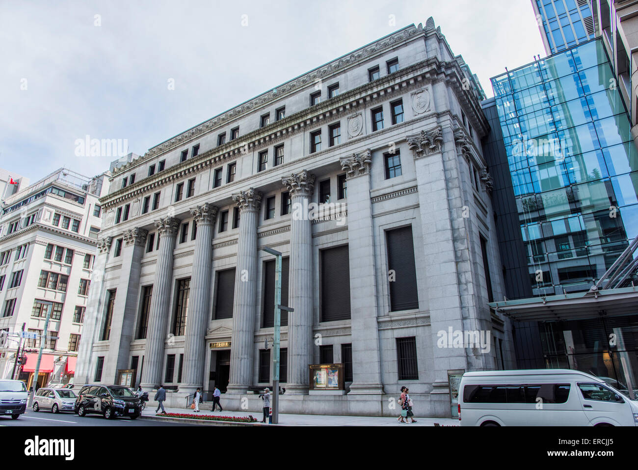 Mitsui main building hi-res stock photography and images - Alamy