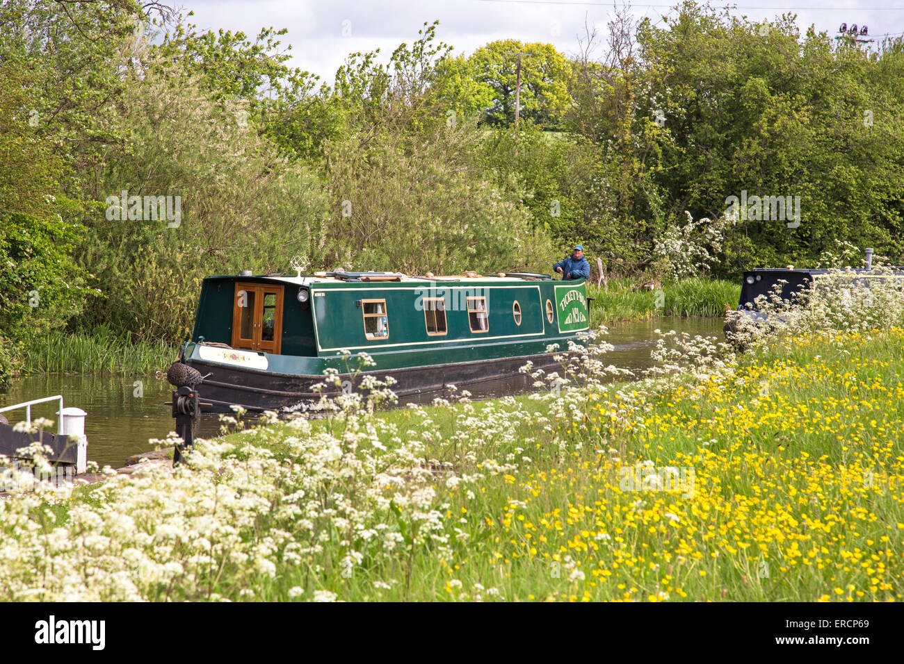 Narrowboats on the Worcester & Birmingham Canal near Tardebigge, Worcestershire, England, UK Stock Photo