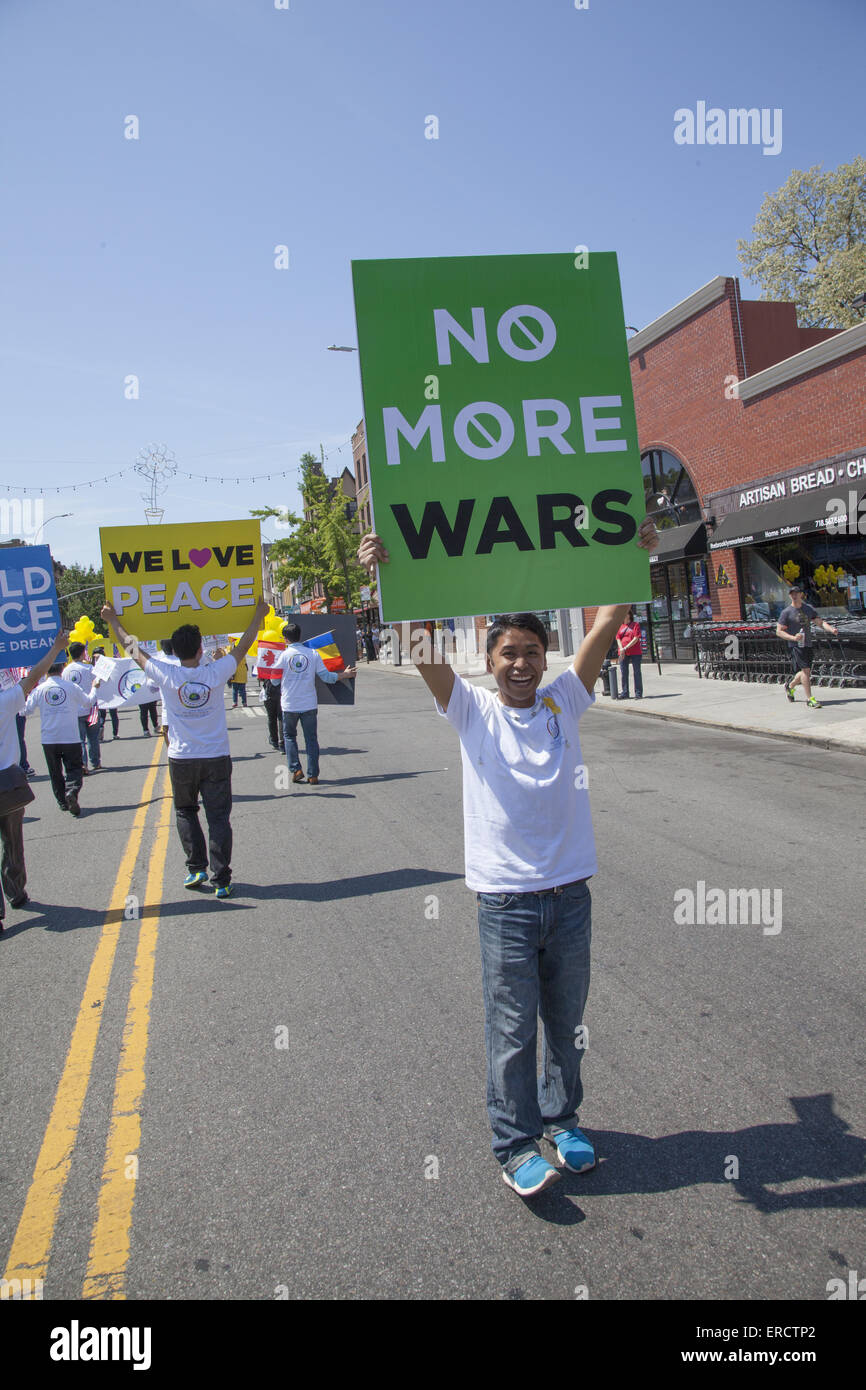 International Peace Youth Group march in the Memorial Day Parade in Bay Ridge Brooklyn advocating 'No more War.' Stock Photo