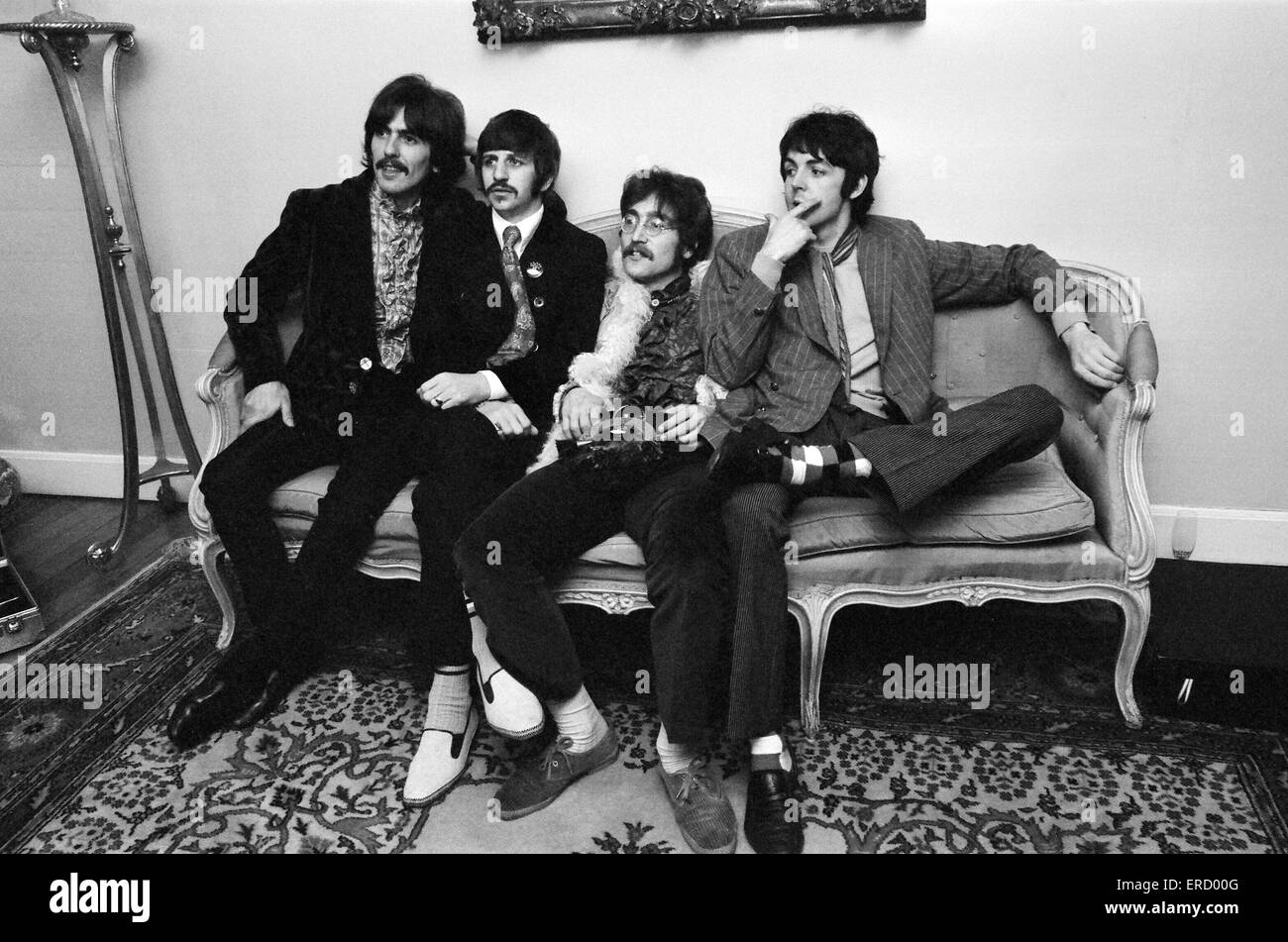 The Beatles, press launch of new album, 'Sgt. Pepper's Lonely Hearts Club Band' their eighth studio album, in the drawing room at 24 Chapel Street, Belgravia London, 19th May 1967. George Harrison, Ringo Starr, John Lennon, Paul McCartney. Stock Photo