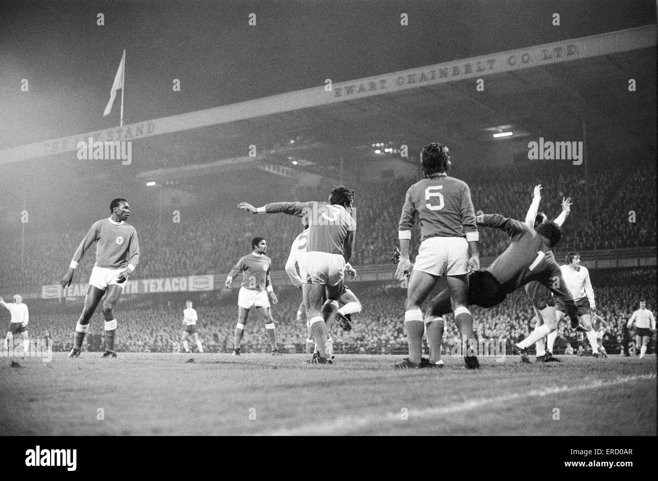 Left eusebio hires stock photography and images Alamy