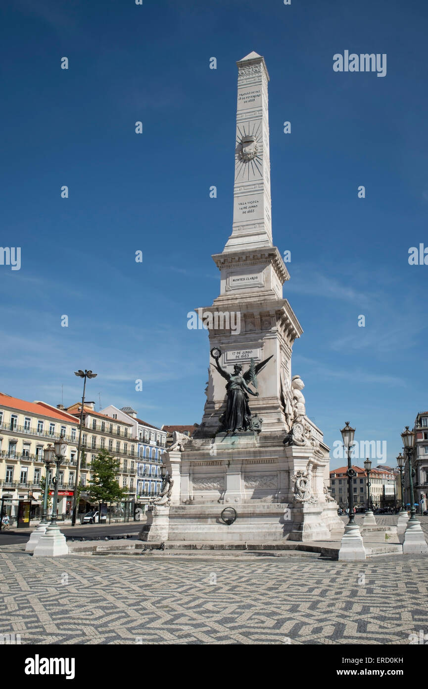 Praca dos restauradores hi-res stock photography and images - Alamy