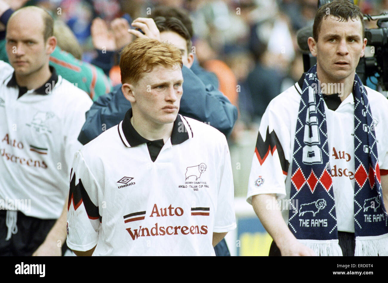 Anglo Italian Cup Final at Wembley Stadium. Derby County 1 v Cremonese 3. Left to right, Richard Goulooze, Pembridge and Michael Forsyth are gutted as they pay tribute to the Derby fans at the end of the game. 27th March 1993. Stock Photo