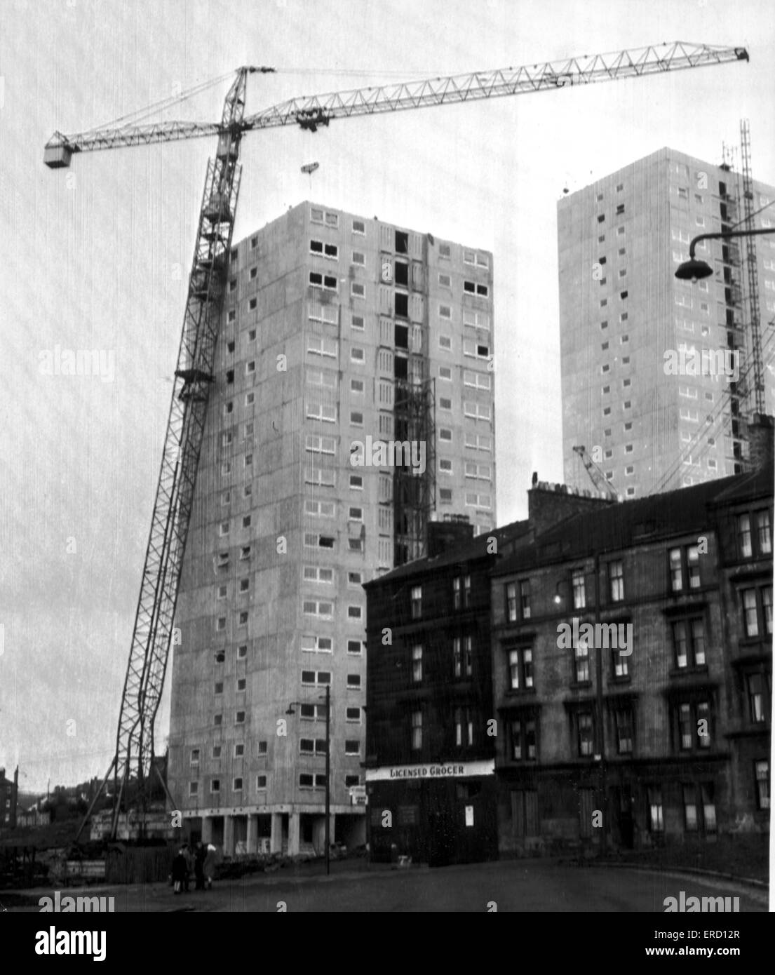 The twisted crane which collapsed at Sprigburn, Wellfield Street following high wind which hit Southern and Central Scotland in the early hours of the 15th January 1968. The collapsed crane caused residents in the locality to be evacuated. The storm broug Stock Photo