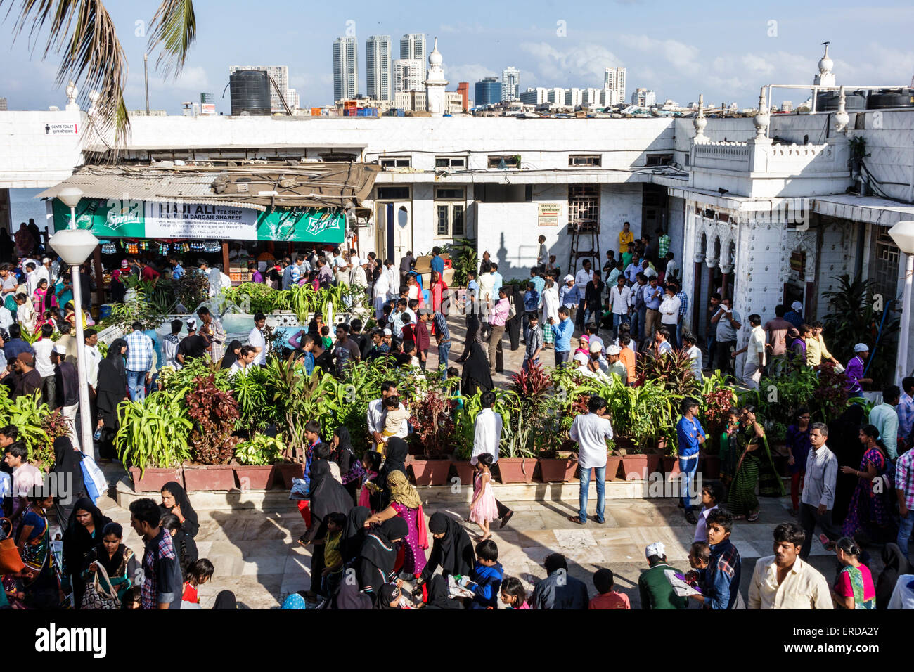 Mumbai India,Worli,Haji Ali Dargah,mosque,Indo-Islamic Architecture,Sayyed Peer Haji Ali Shah Bukhari tomb,marble courtyard,India150301191 Stock Photo