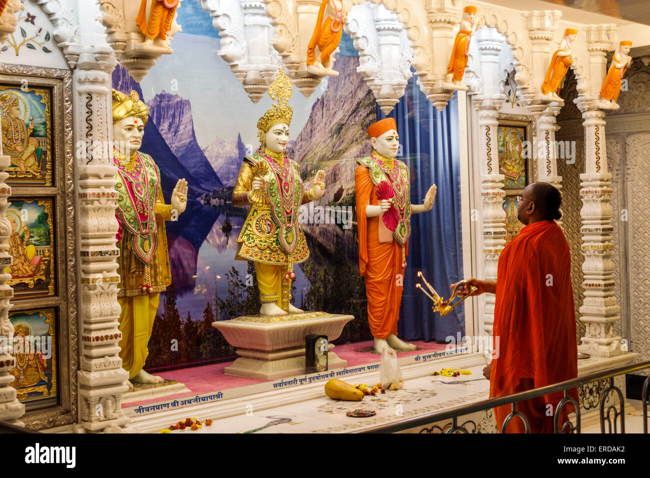 Mumbai India,Mahalakshmi Nagar,Bhulabhai Desai Marg,Road,Shree Swaminarayan Temple,interior inside,Hindu,bindi,altar,statue,art,artwork,man men male,b Stock Photo